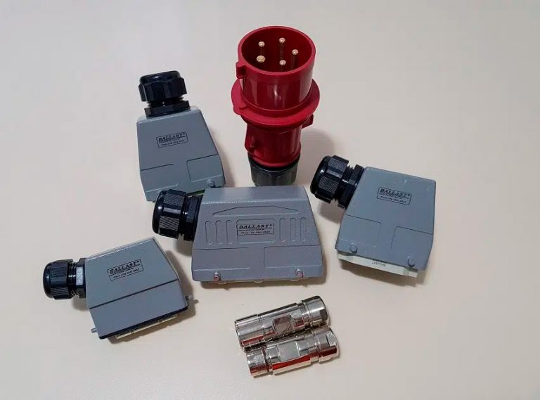 Kit-Conectividade-para-Injetoras-de-plastico-da-Ballast.jpg